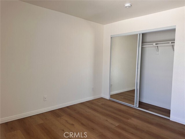 Building Photo - 108 W Maple St