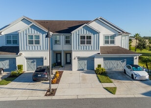 Building Photo - 3869 Plainview Dr