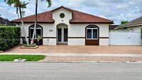 Building Photo - 17124 SW 143rd Pl