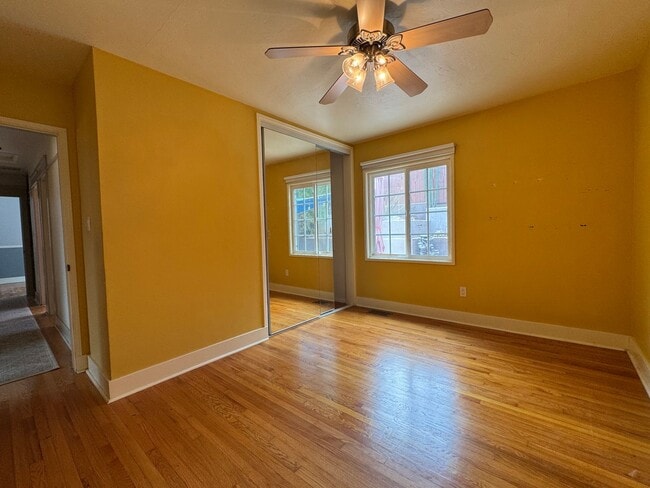 Building Photo - 8829 Greenview Pl
