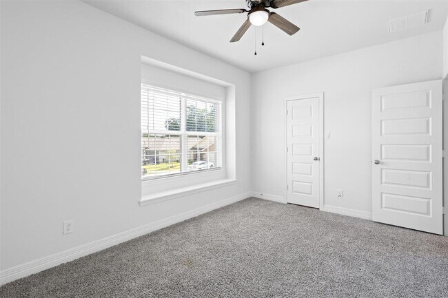 Building Photo - 3307 Avary River Ln