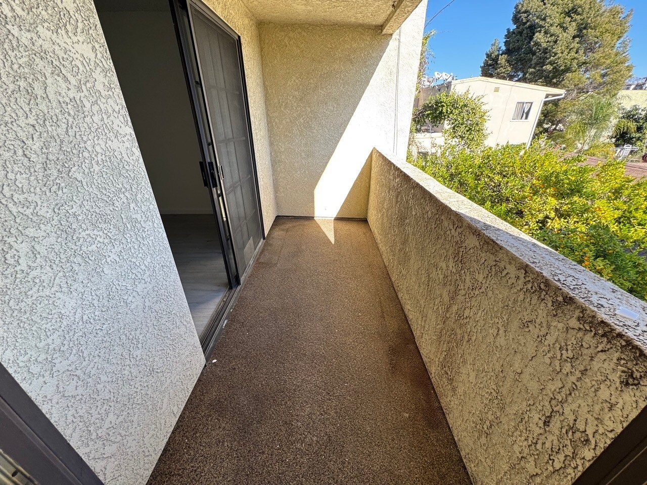 Building Photo - 4633 Vermont Pl