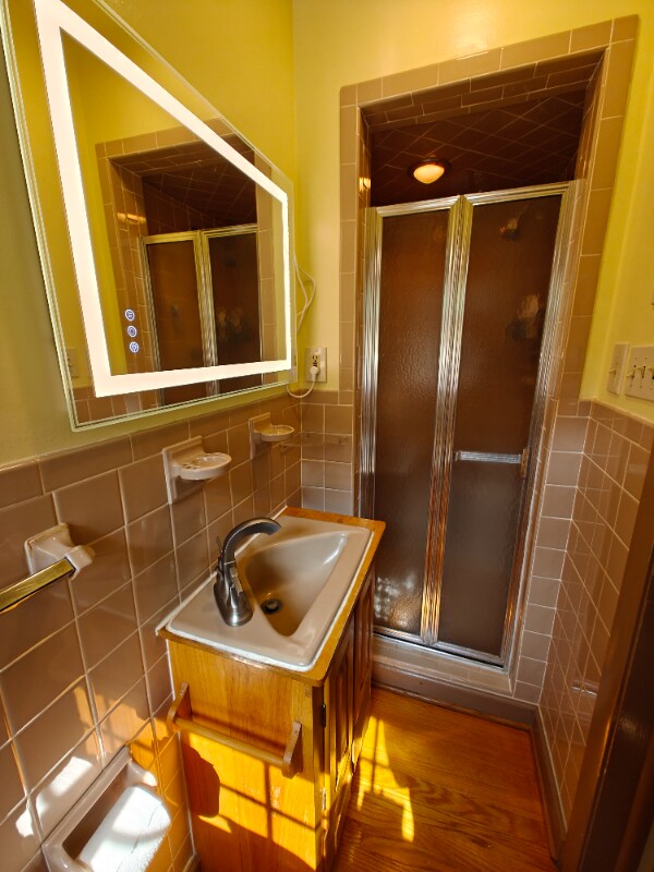 Building Photo - 120 Ferncliff Dr