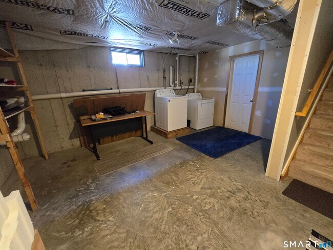 Building Photo - 148 Granfield Ave