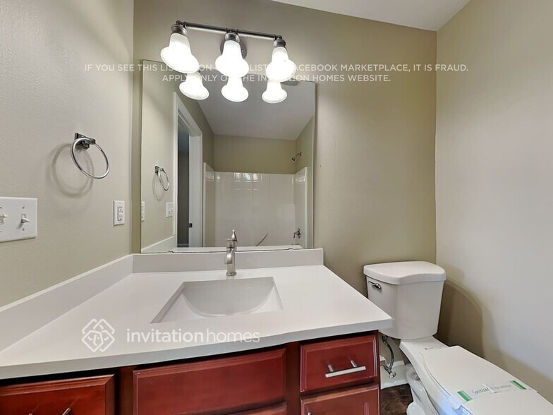 Building Photo - 18404 104th St Ct E