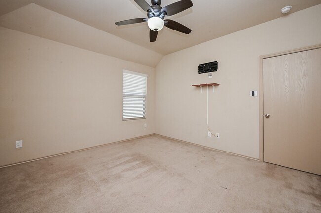 Building Photo - 20603 Flintoff Ln
