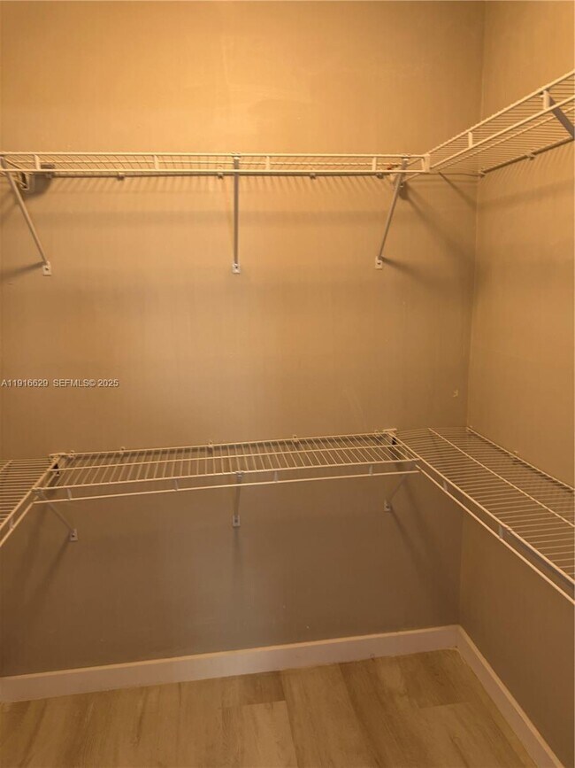 Building Photo - 10020 NW 9th St Cir