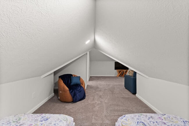 Building Photo - 6430 Olde York Rd