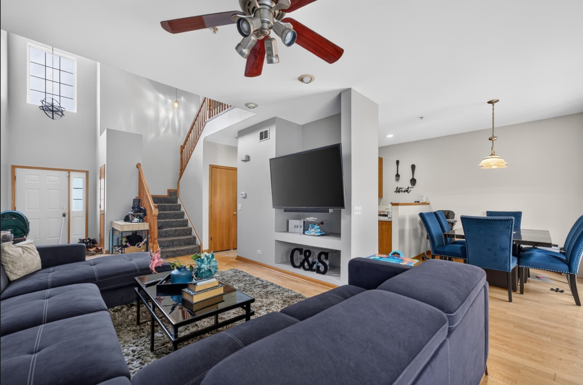 Building Photo - 949 Tanager Ct