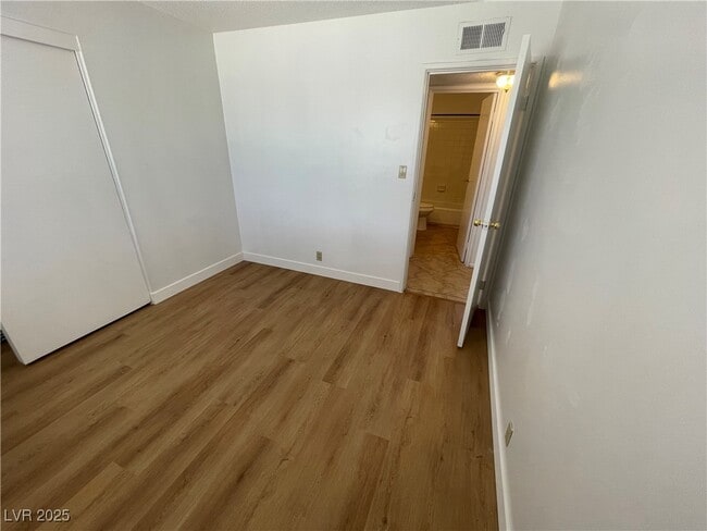 Building Photo - 2198 Capistrano Ave