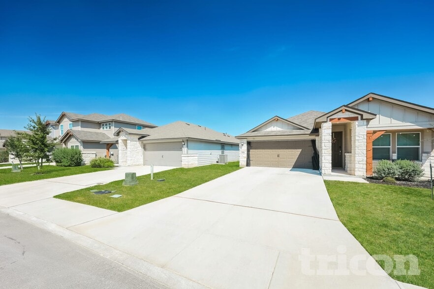 Building Photo - 13519 Emerson Wy