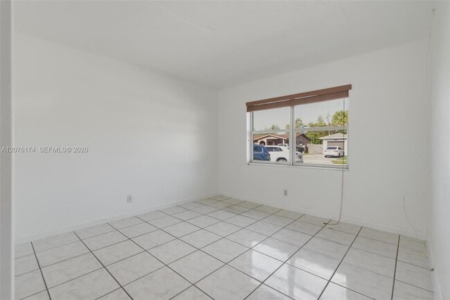 Building Photo - 2140 NW 21st Terrace