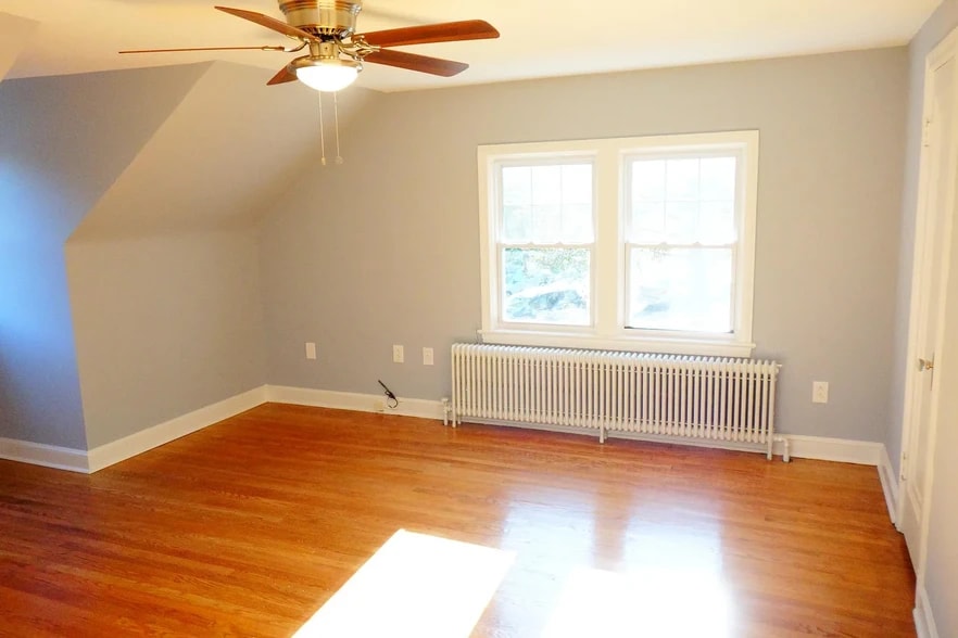 Building Photo - 910 Kennebec Ave