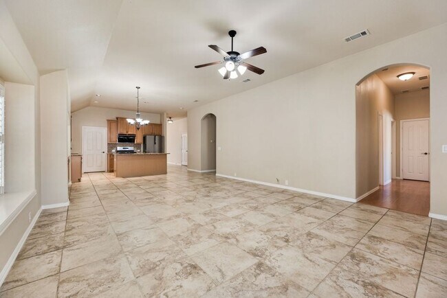 Building Photo - Luxury Living at FairWays North at Westridge