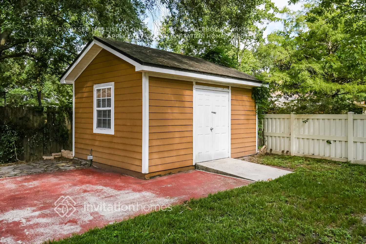 Building Photo - 9044 Camshire Dr