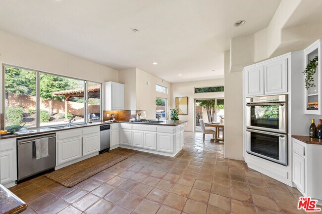 Building Photo - 2175 Cold Canyon Rd