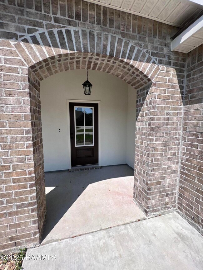 Building Photo - 107 Tenor St