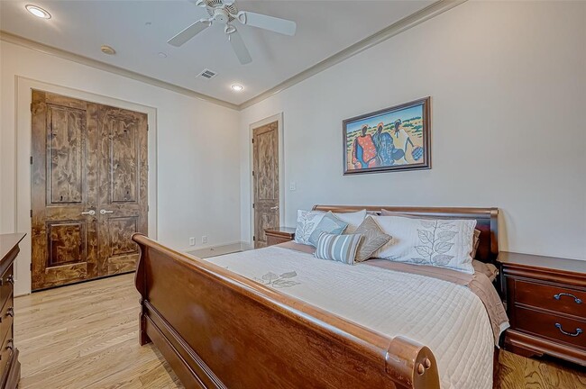 Building Photo - 311 Calle Sevilla Pl