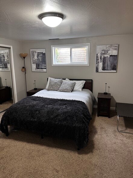 Building Photo - 2718 E Commonwealth Ave