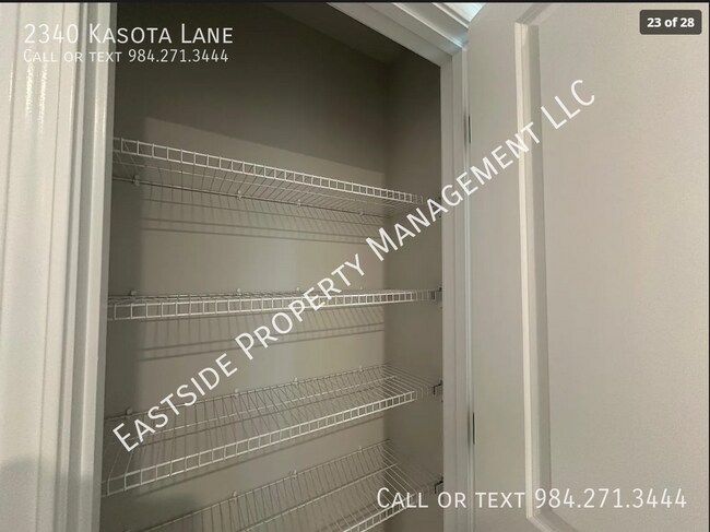 Building Photo - 2340 Kasota Ln