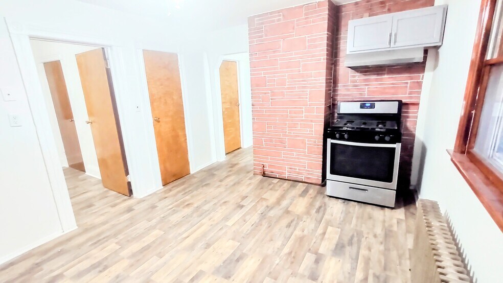 Primary Photo - 23 Avenue C