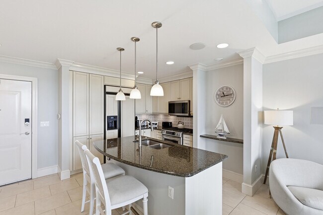 Building Photo - 9123 Strada Pl