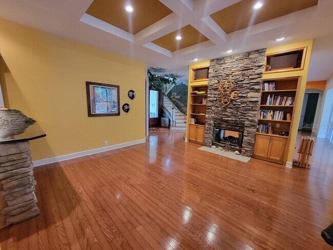 Building Photo - 1130 Anclote Rd