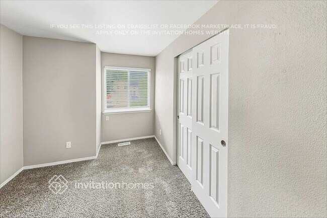 Building Photo - 8018 Crown Ridge Blvd