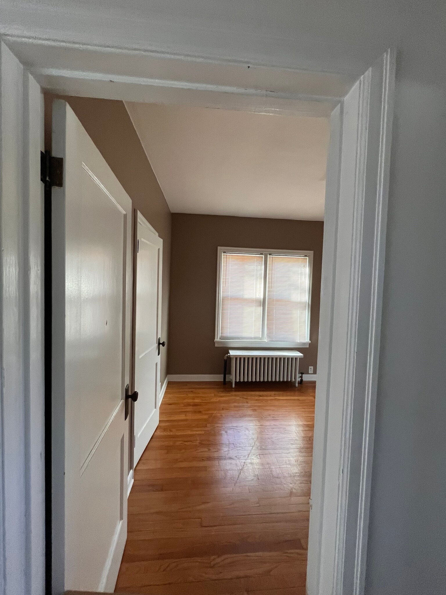 Building Photo - 5247 Geneva Ave N