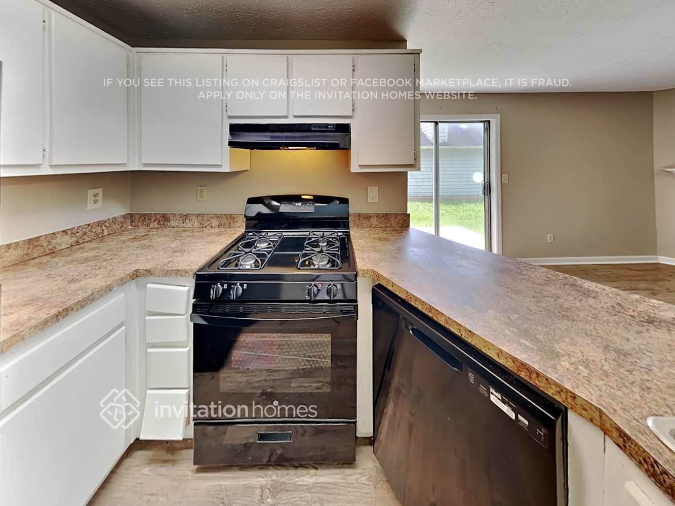 Building Photo - 7951 E Field Dr