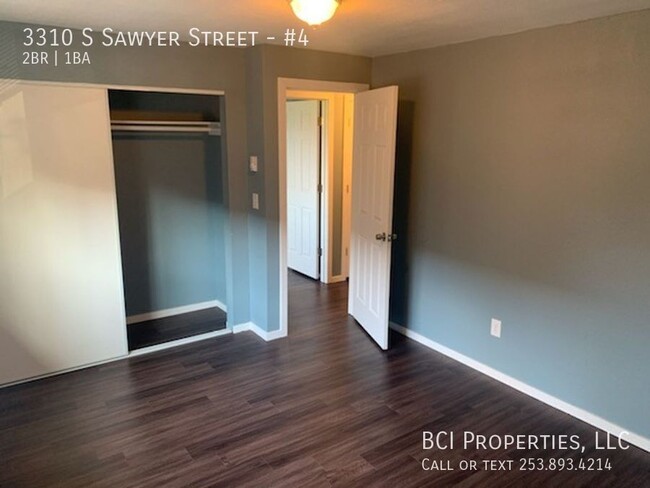 Building Photo - Beautiful remodeled 2 bedroom apartment co...