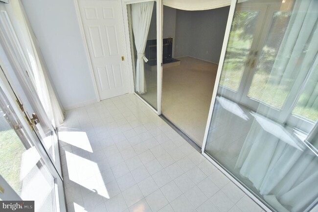 Building Photo - 21 Twin Brooks Dr