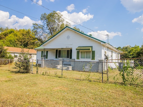 Primary Photo - 4011 Walnut Ave SW