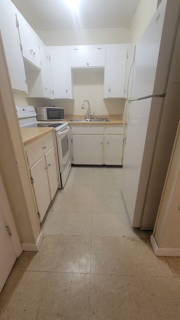 Building Photo - 1/1 Apartment for rent