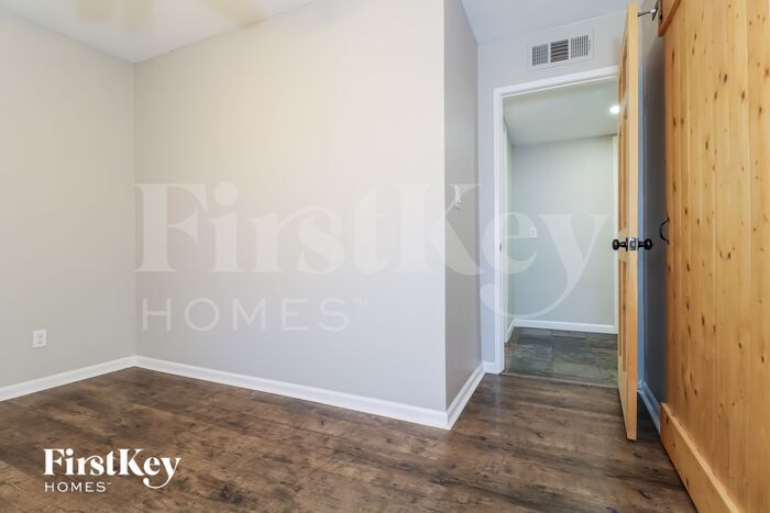 Building Photo - 17824 N 57th Dr