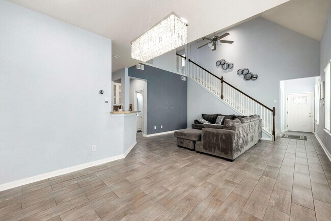Building Photo - 7559 Autumn Sun Dr