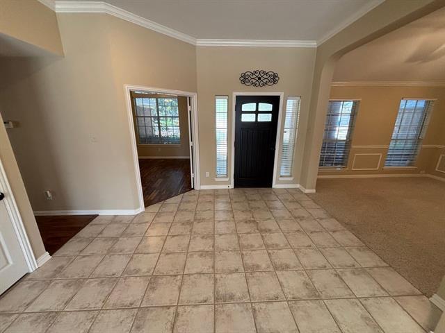 Building Photo - 2900 Stanford Dr