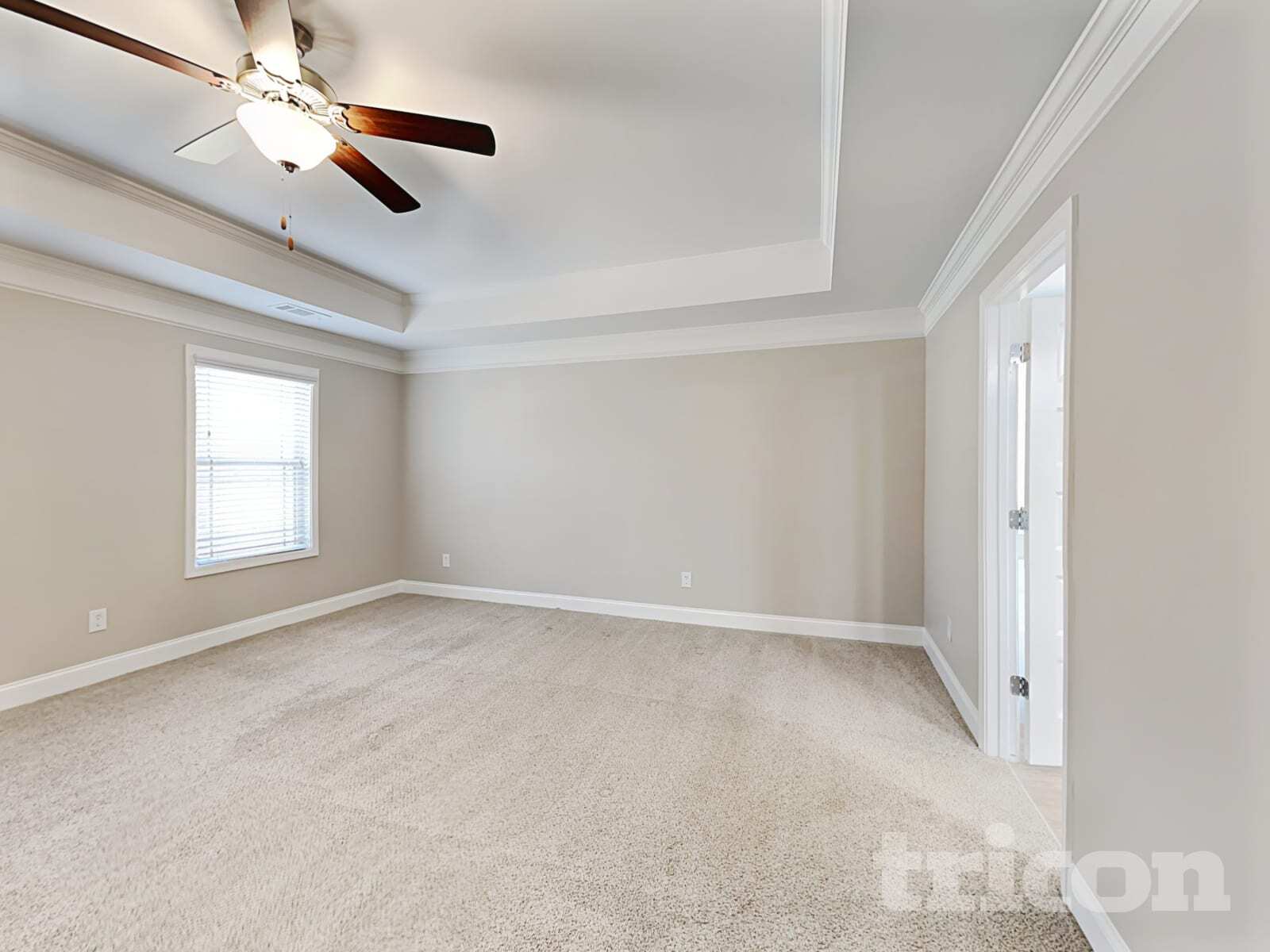 Building Photo - 821 Crescent Way