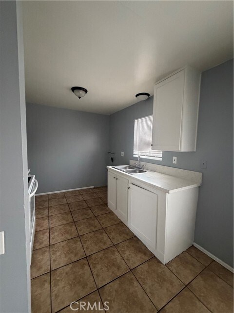 Building Photo - 2559 Yorkshire Way