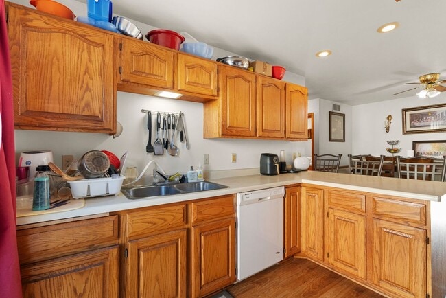 Building Photo - 507 Bayfield Dr