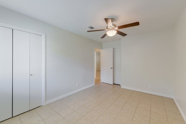 Building Photo - 12603 Teague Trail