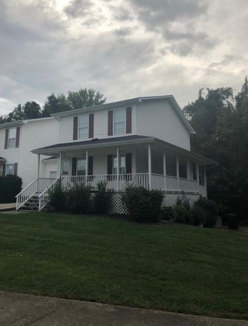 Building Photo - 427 Fairgrounds Rd