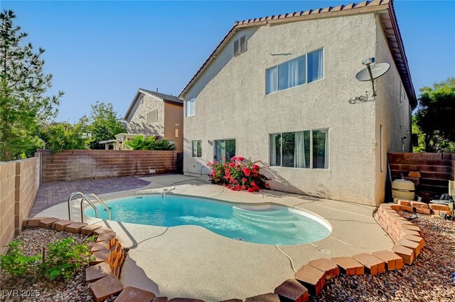 Building Photo - 9893 Canyon Peak Dr