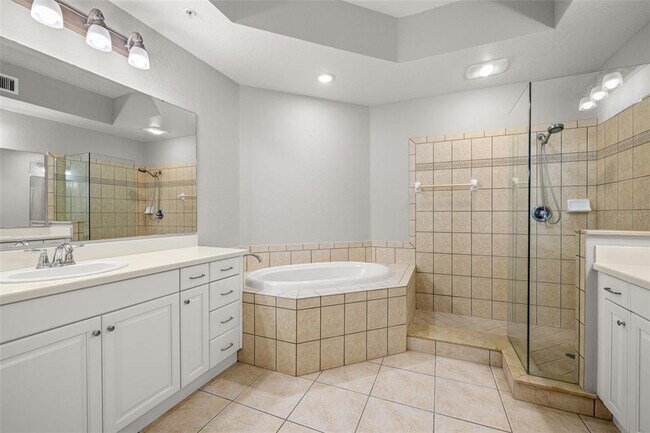 Building Photo - 99 Vivante Blvd