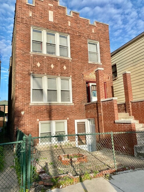 Building Photo - 3413 S Wallace St