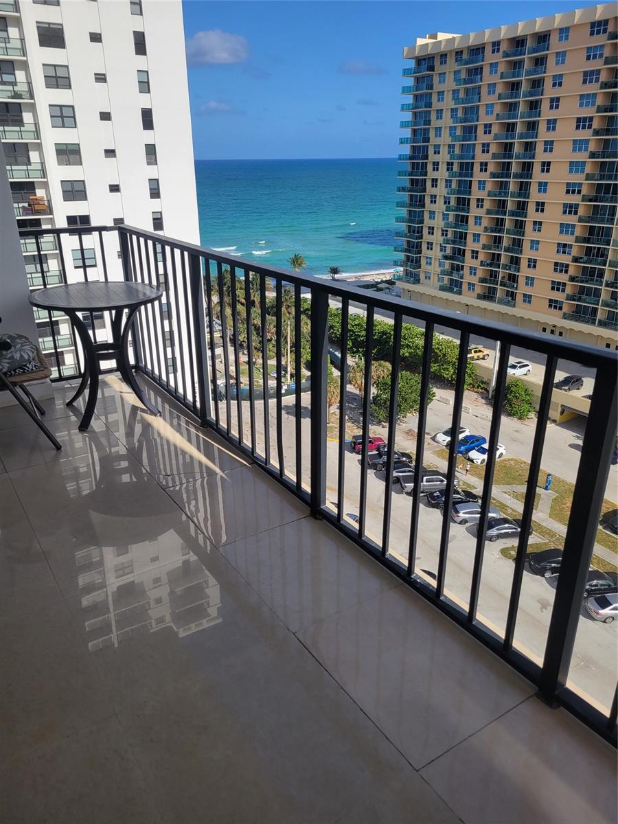 Building Photo - 2401 S Ocean Dr