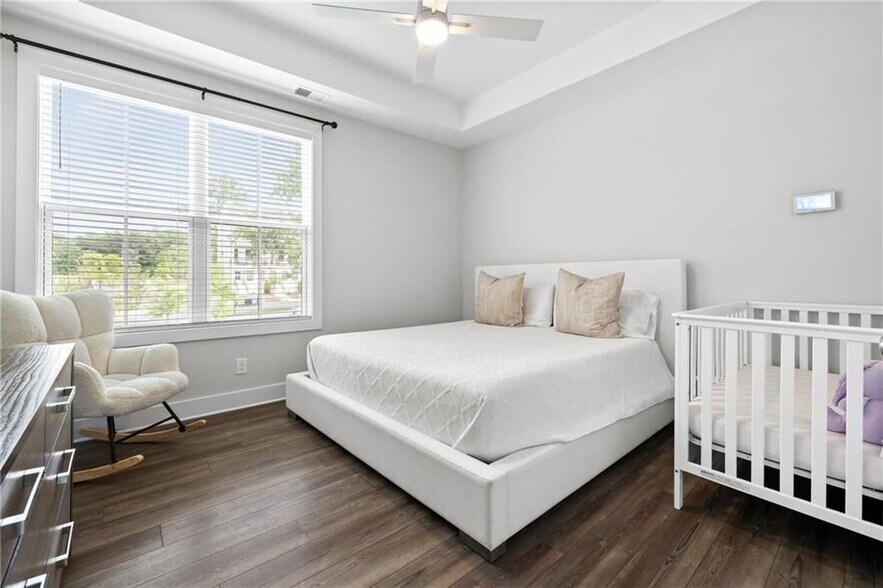 Building Photo - 1336 Breezy St SE