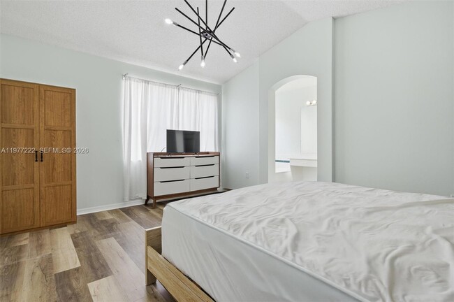 Building Photo - 1755 Seagrape Way