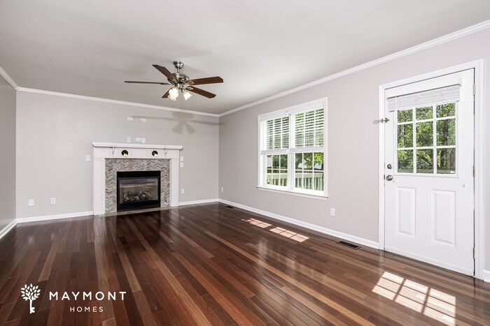 Building Photo - 6333 Willowlawn Dr