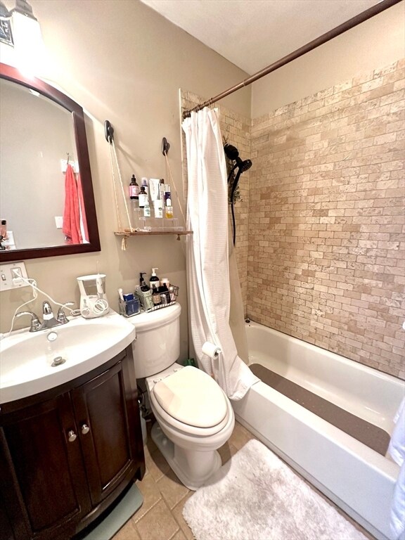 Building Photo - 48 Chelmsford St